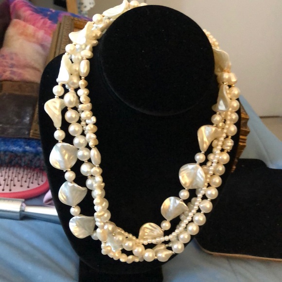 Jewelry - 4 strand bead necklace